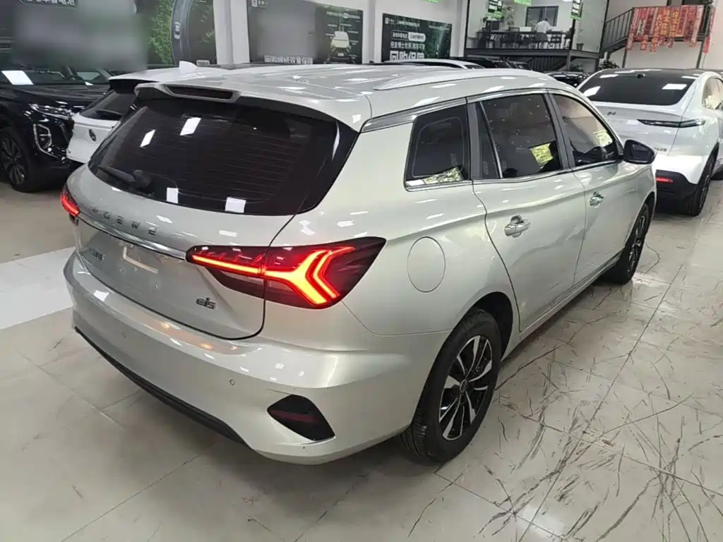 Roewe Ei5 2021