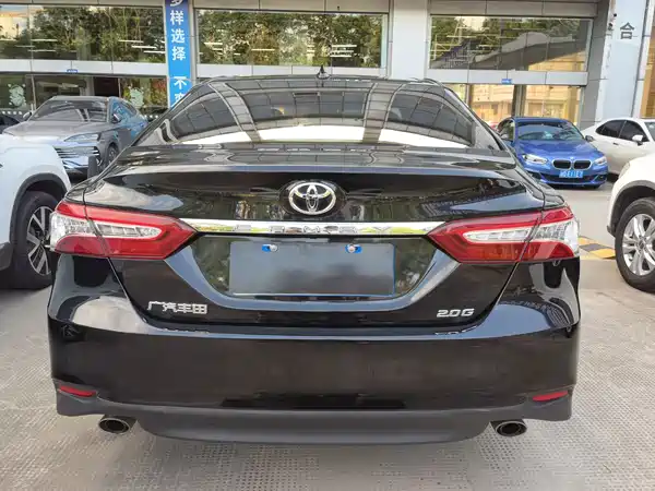 Toyota Camry 2021