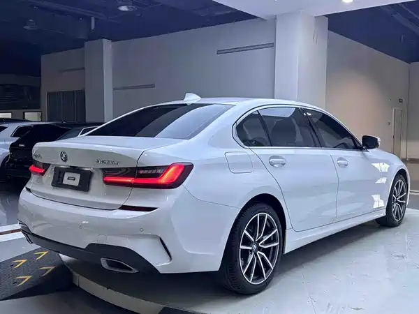BMW 3 Series 2022