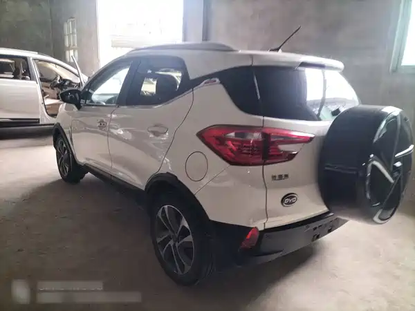 BYD Yuan 2016