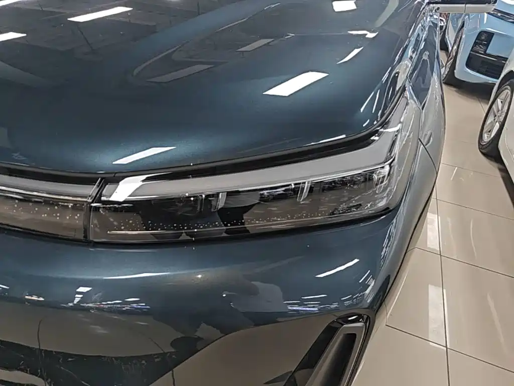 Geely Galaxy M9 2025 — фото 24