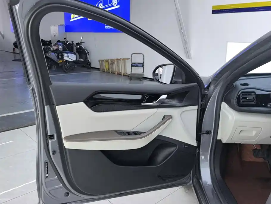 BYD Qin PLUS 2024