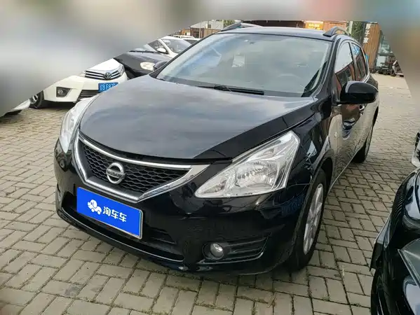 Nissan Tiida 2012