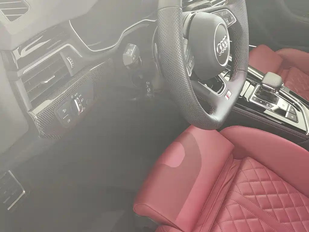 Audi S4 2025 — фото 12