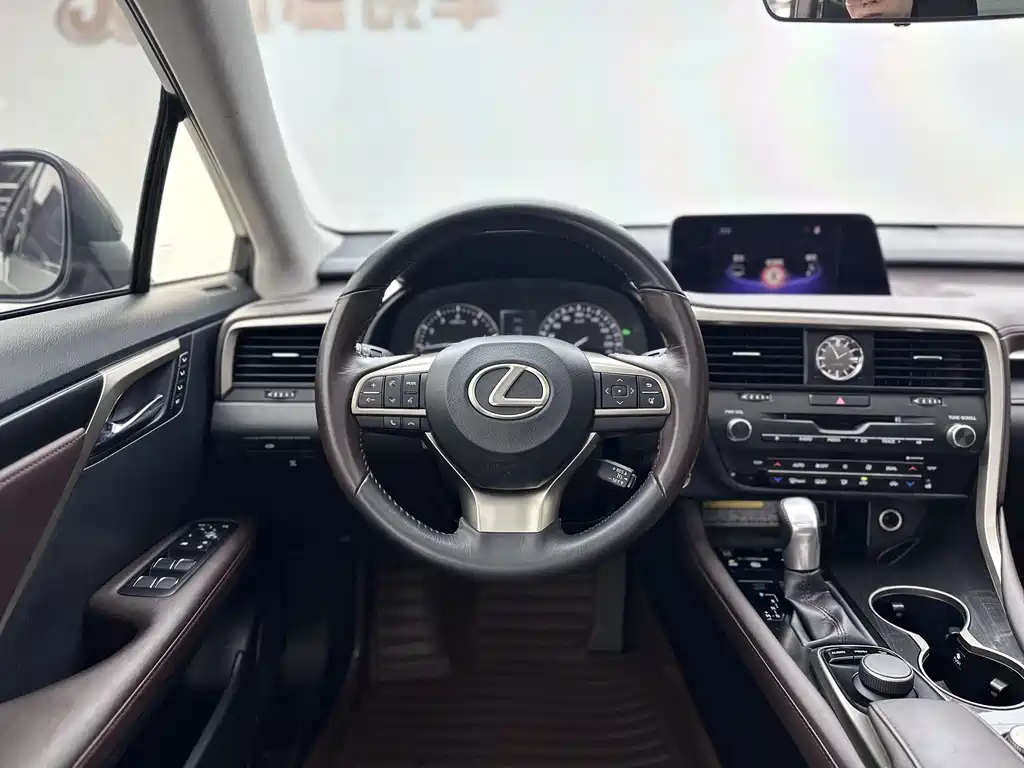 Lexus RX 2017 — фото 9