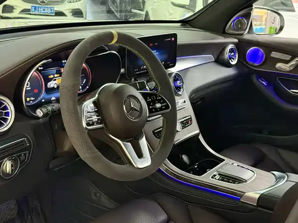 Mercedes-Benz GLC 2021