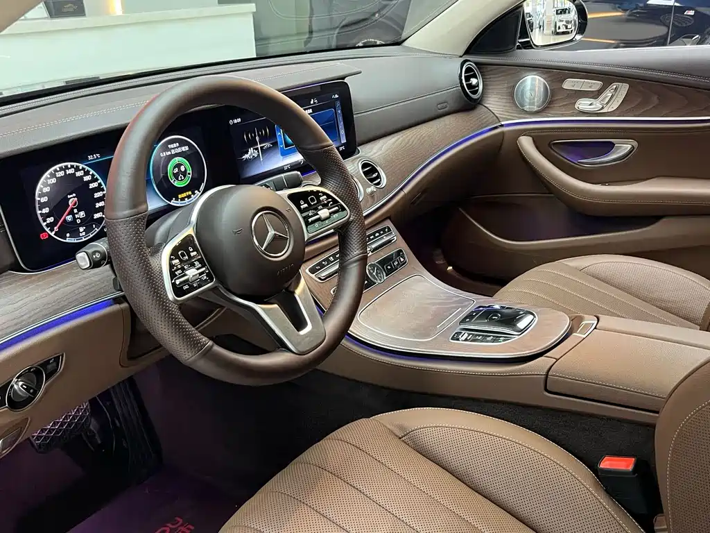 Mercedes-Benz E-Class 2020 — фото 8