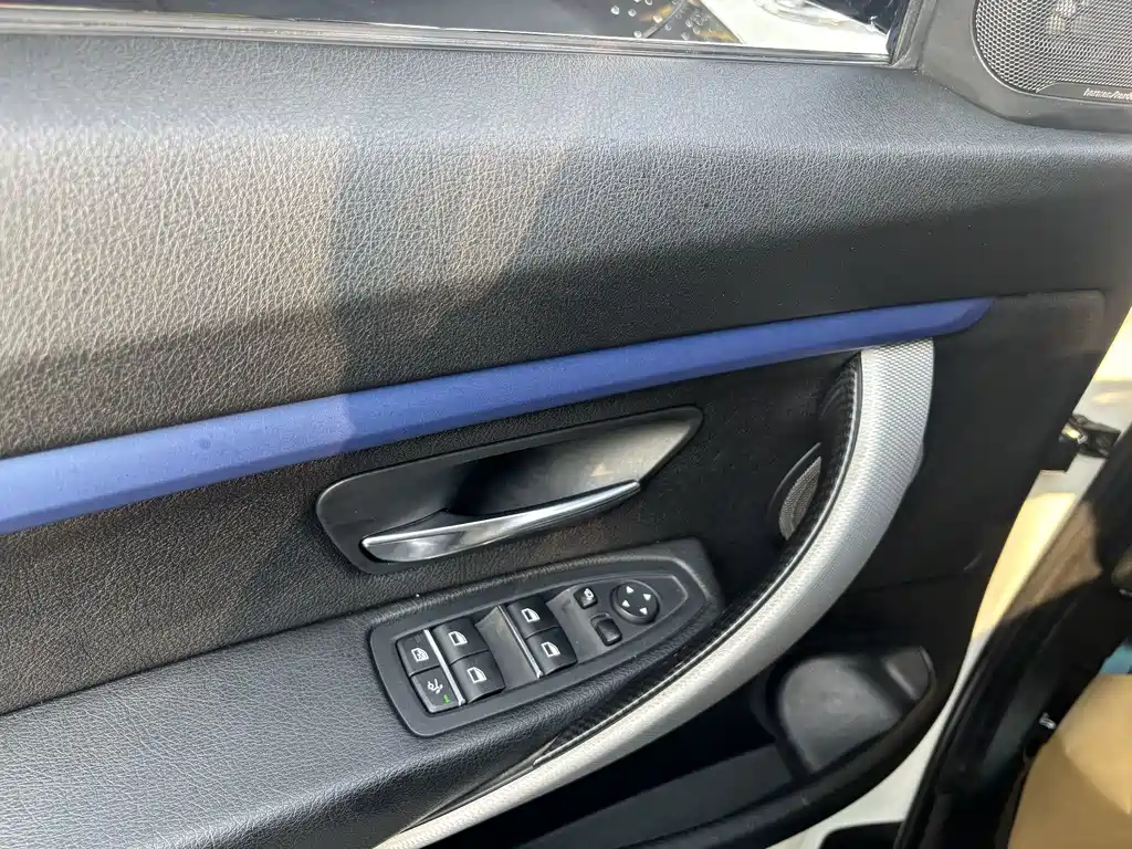 BMW 3 Series GT 2018 — фото 13