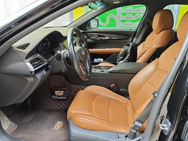 Cadillac CT6 2021