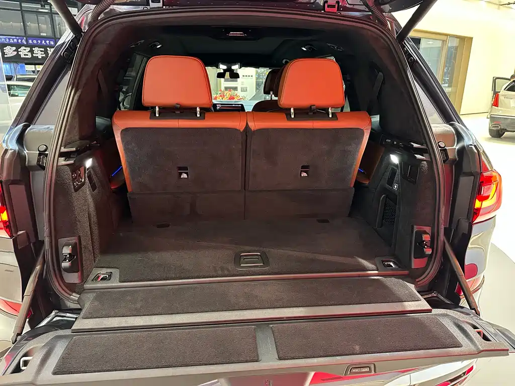 BMW X7 2020 — фото 23