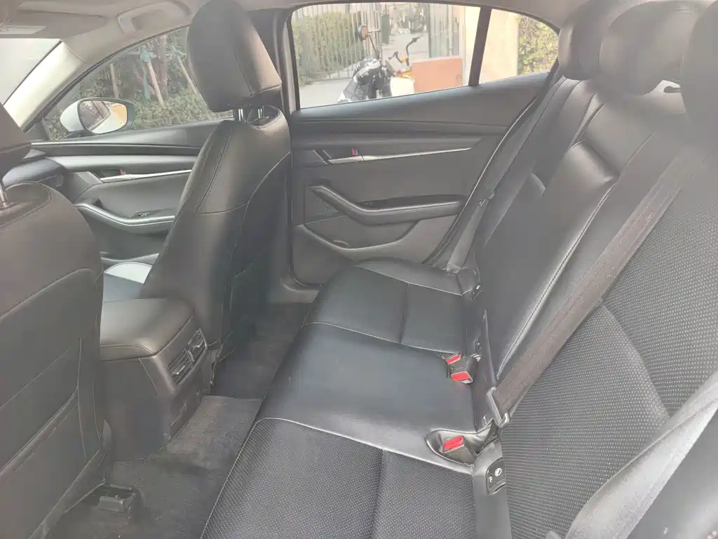 Mazda 3 Axela 2021