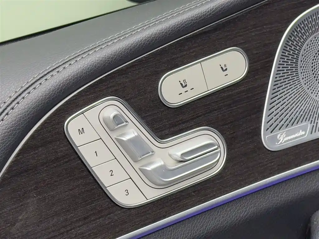 Mercedes-Benz GLE 2020 — фото 18