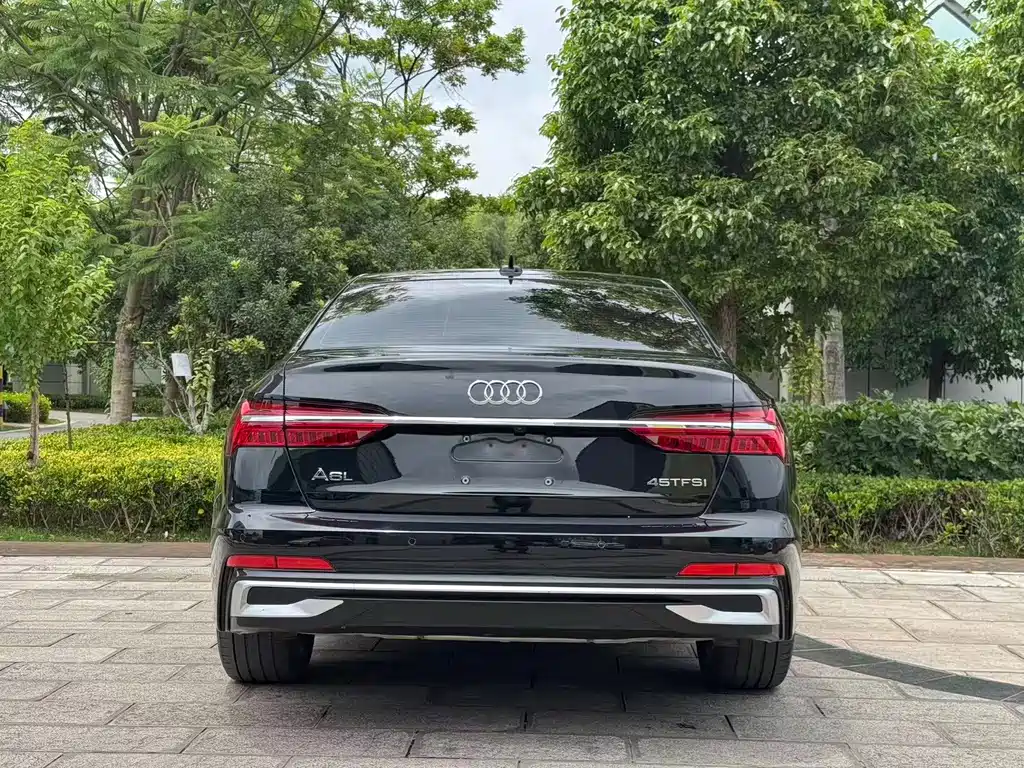 Audi A6L 2022 — фото 8