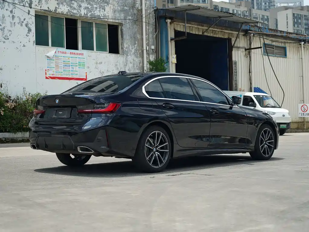 BMW 3 Series 2024
