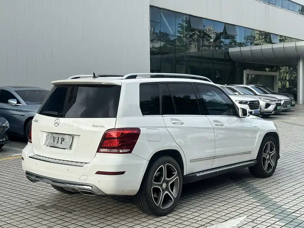Mercedes-Benz GLK-Class 2015