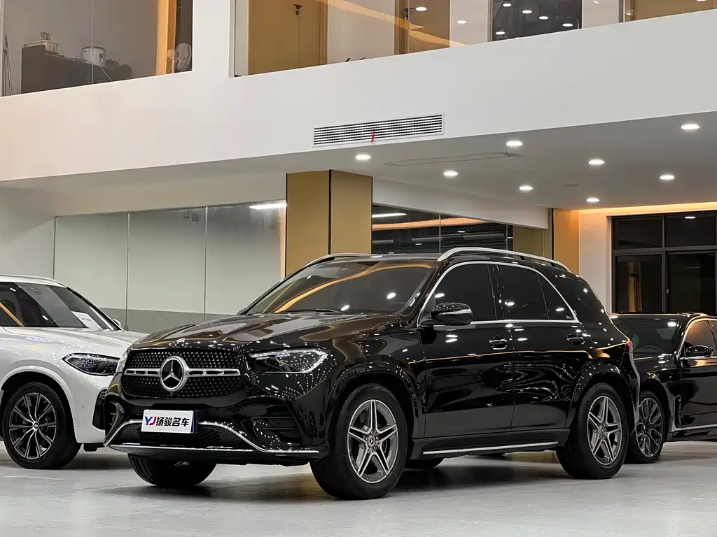 Mercedes-Benz GLE 2023 — фото 1