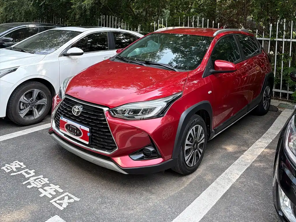 Toyota Yaris L 2022