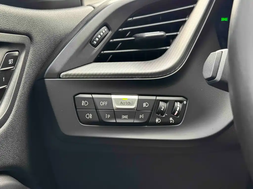 BMW 2 Series 2022 — фото 12