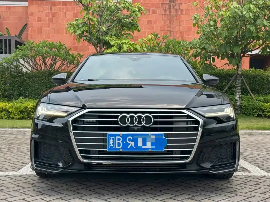 Audi A6L 2022
