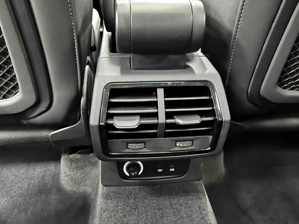 Audi Q3 2022 — фото 15