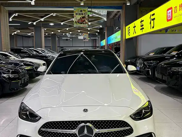 Mercedes-Benz C-Class 2023