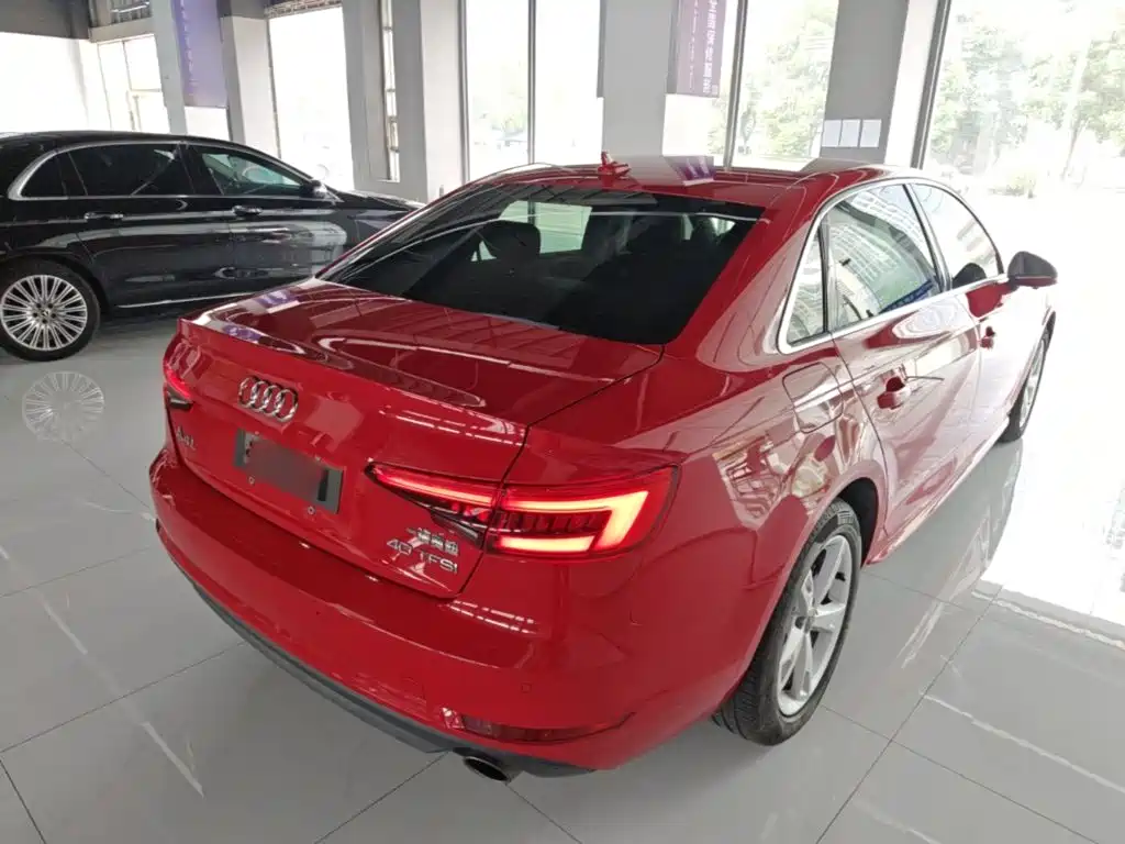 Audi A4L 2017