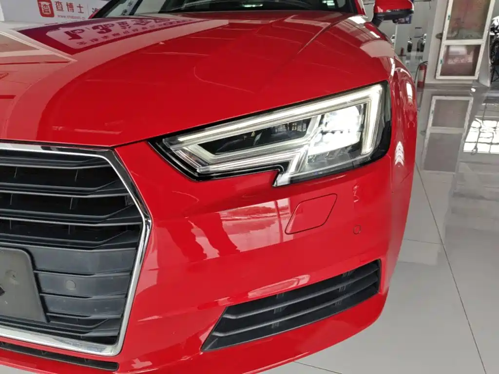 Audi A4L 2017 — фото 24