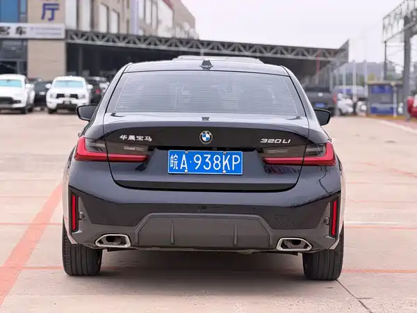 BMW 3 Series 2023