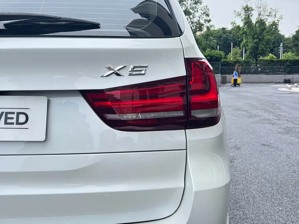 BMW X5 2017 — фото 11