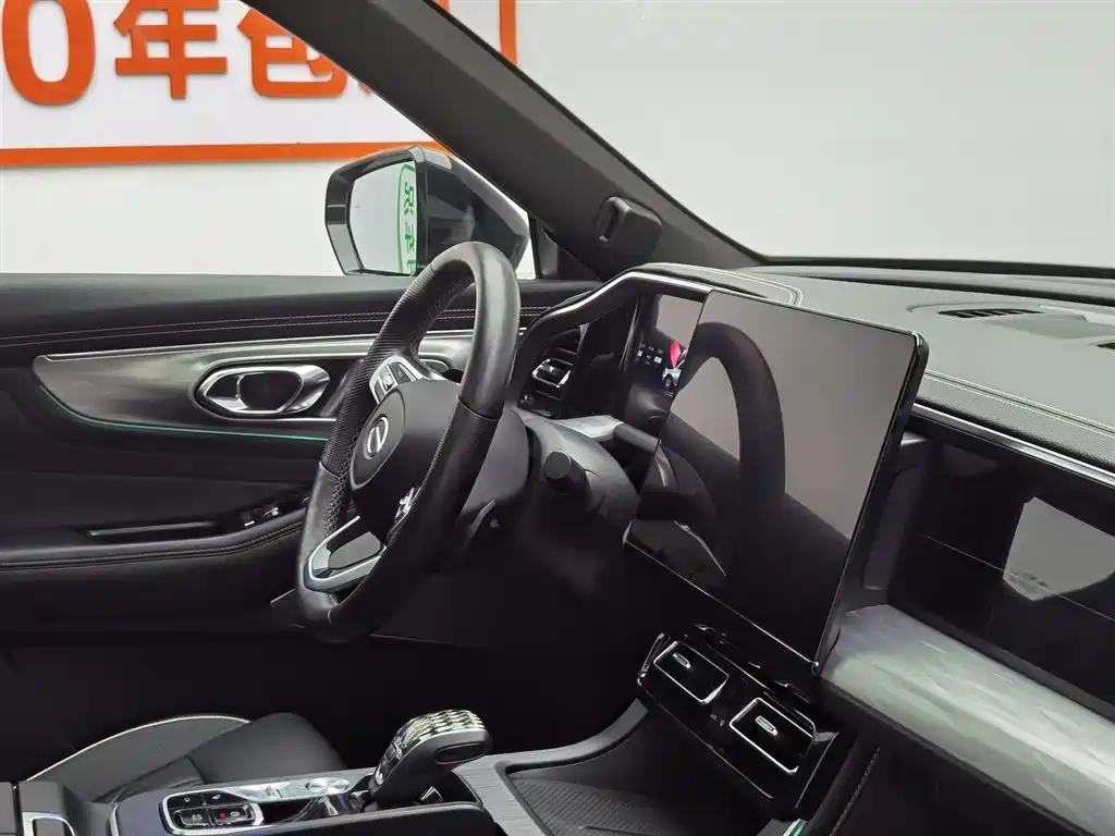GAC Motor Trumpchi GS8 2022 — фото 22