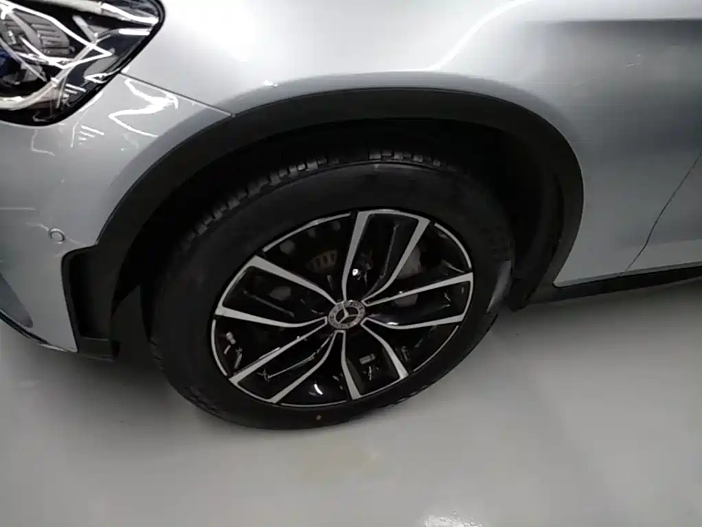 Mercedes-Benz GLC 2021 — фото 23
