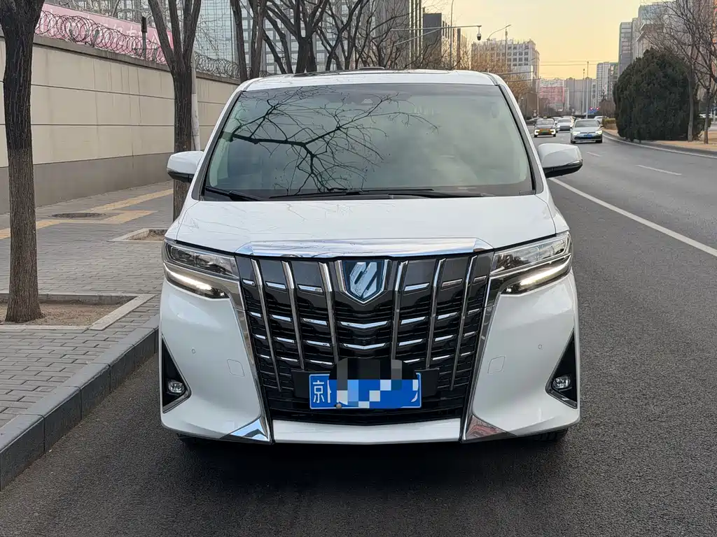 Toyota Alphard 2020 — фото 5