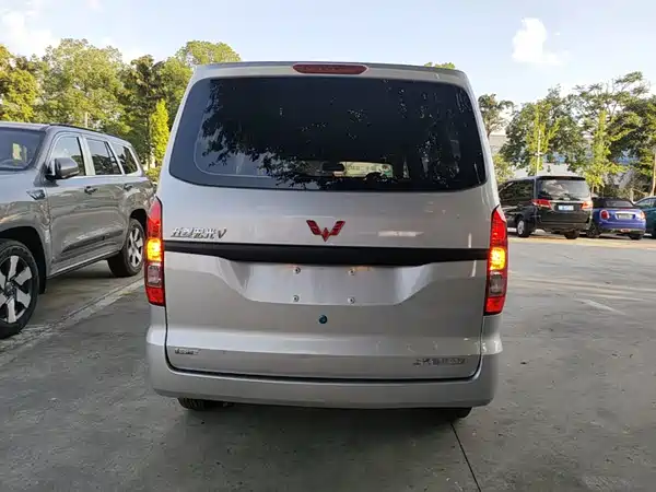 Wuling Hongguang V 2024