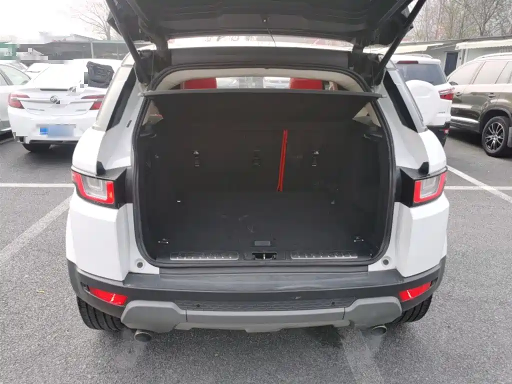 Land Rover Evoque 2016 — фото 16