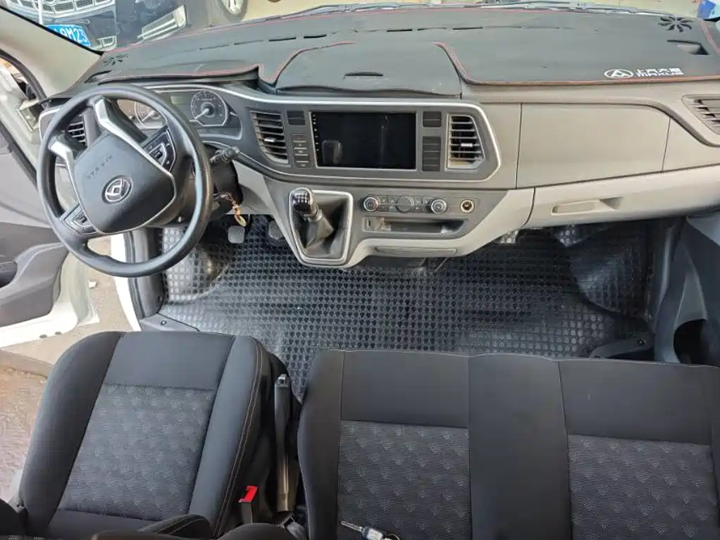 Maxus V80 2023