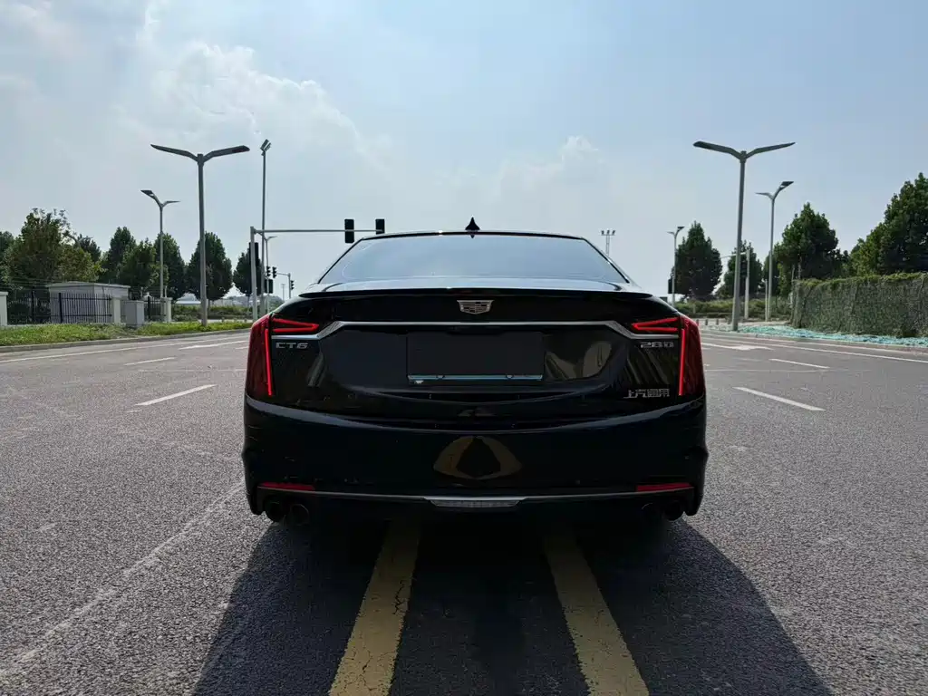 Cadillac CT6 2020 — фото 10
