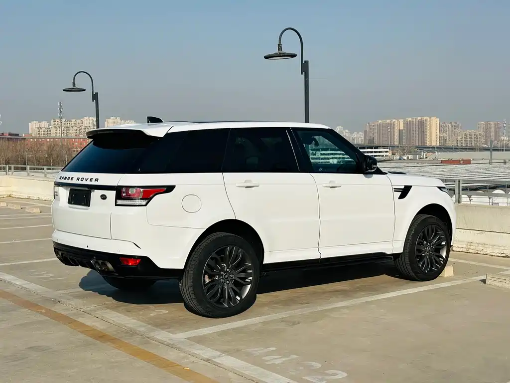 Land Rover Range Rover Sport 2017 — фото 4