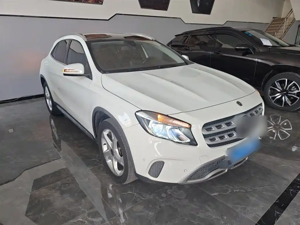 Mercedes-Benz GLA 2018 — фото 4