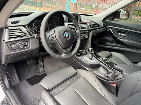 BMW 3 Series GT 2018