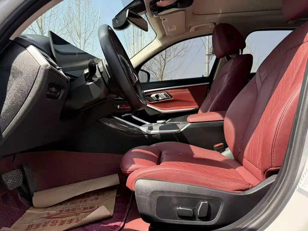 BMW 3 Series 2025