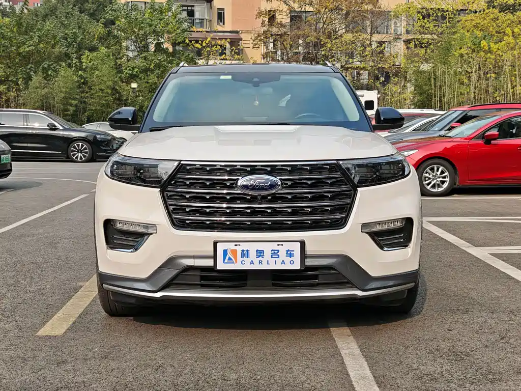 Ford Explorer 2021 — фото 2