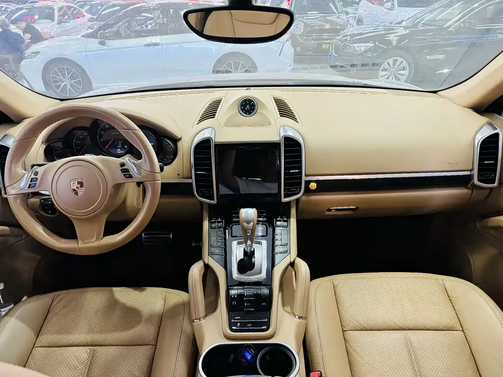 Porsche Cayenne 2013 — фото 6