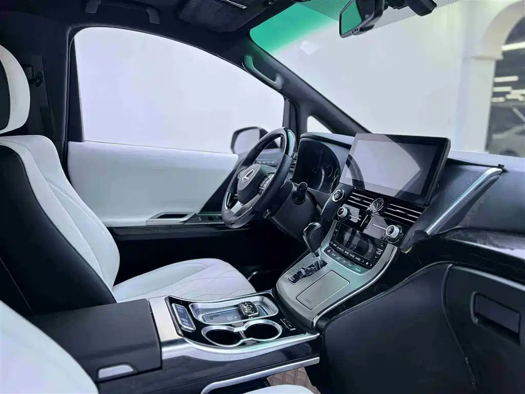 Toyota Alphard 2014 — фото 10