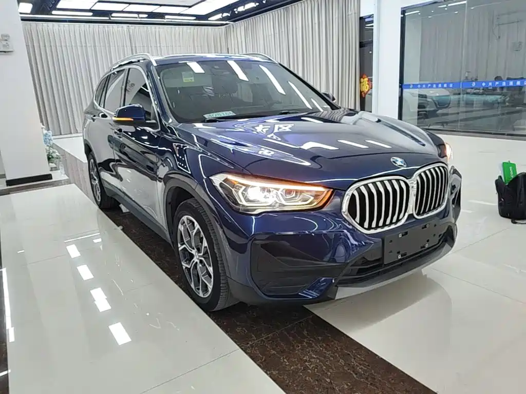 BMW X1 2020 — фото 4
