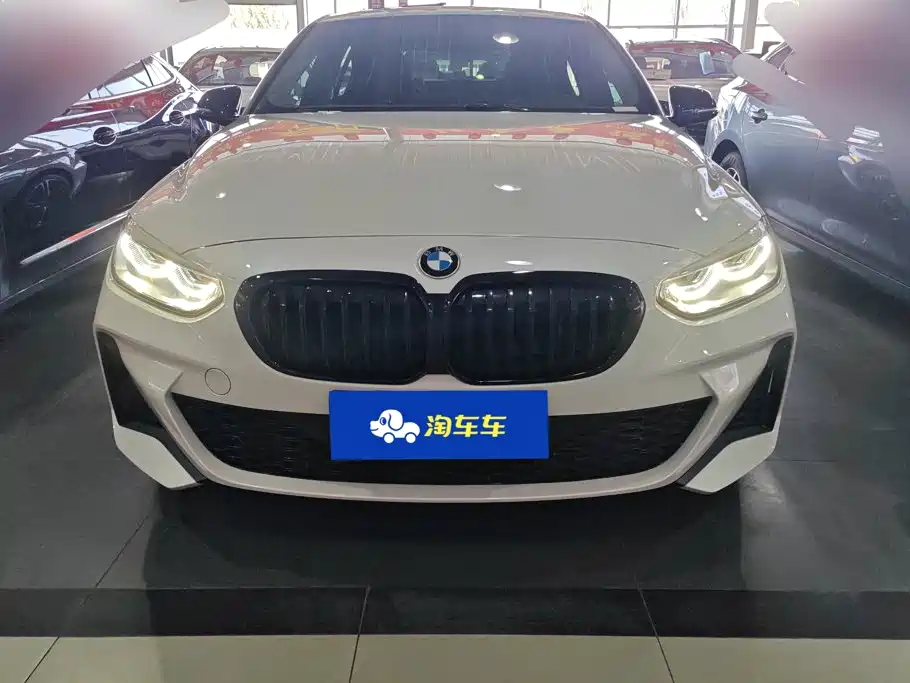 BMW 1 Series 2021
