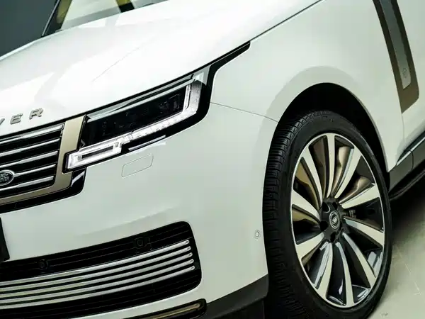 Land Rover Range Rover 2024