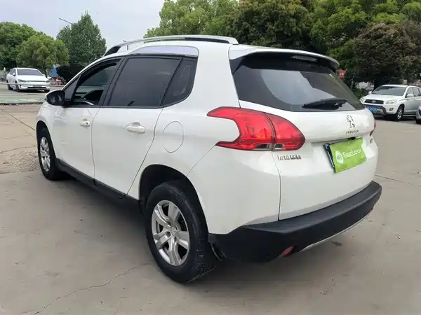 Peugeot 2008 2014