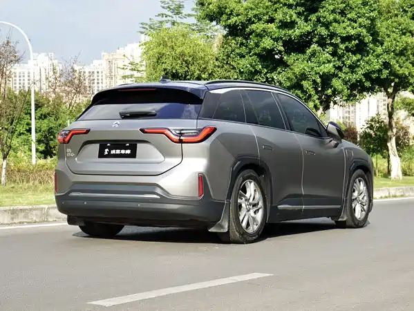 NIO ES6 2020