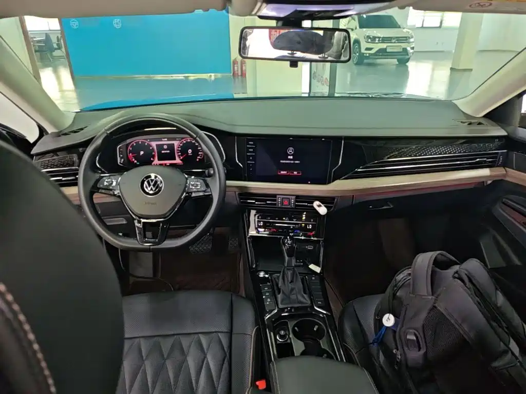 Volkswagen Passat 2021