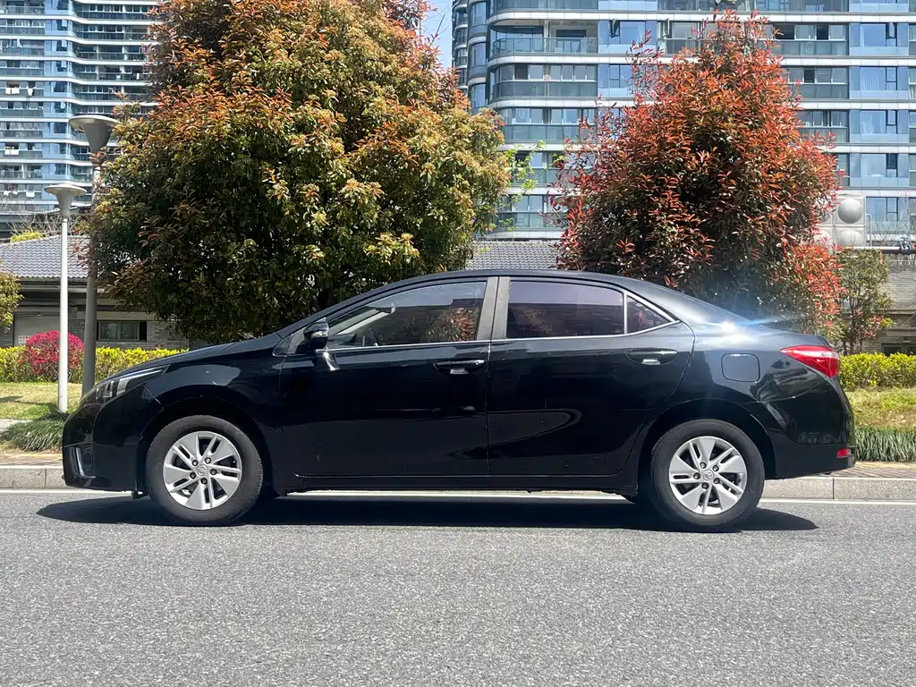 Toyota Corolla 2016 — фото 6
